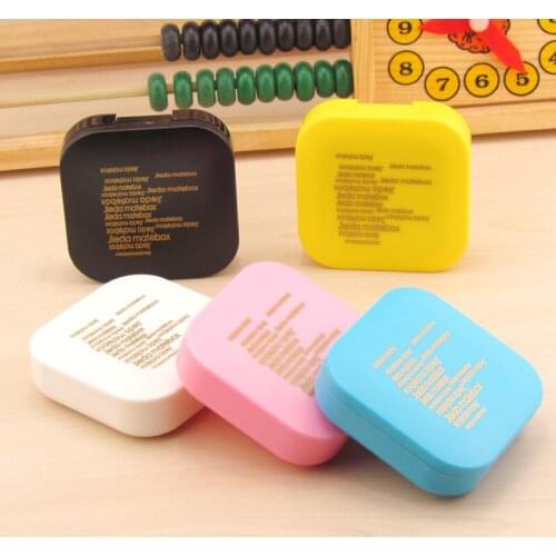 10pcs High quality Convenient to carry Color contact lenses box of random letters Beautiful fashion simple contact lens case set