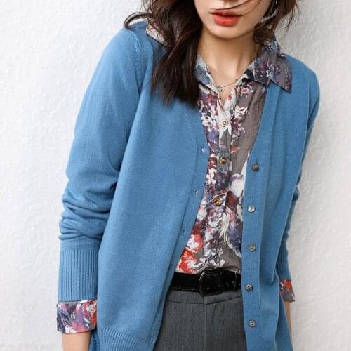 Womens knitted cardigan spring and autumn long-sleeved V-neck sweater casual jacket retro solid color cashmere sweater top 2021