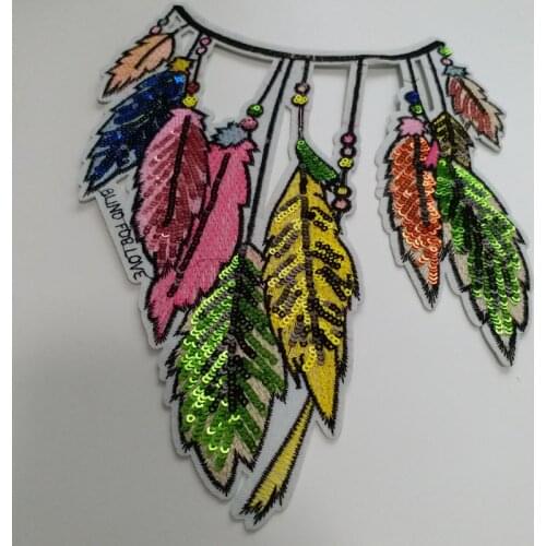 1pc indian feather sequins patches for clothing 21*25cm Embroidery sequin iron patch for clothes Sewing feather applique parches