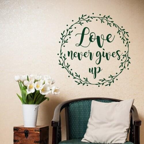 Love Never Gives Up Wall Decals, Living Room Home Decor, Bedroom Wall Art Poster Decor Murals Vinyl Wall Stickers Quotes S-842