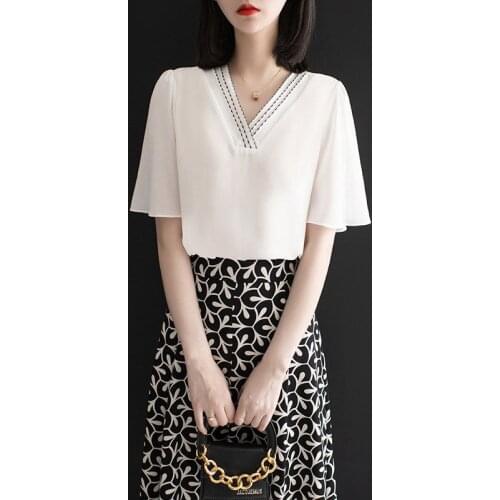 Oversized 3XL Chiffon Women Blouse Summer New 2021 V-Neck Flare Sleeved Slim Elegant Office Lady Pulls Outwear Tops Tees