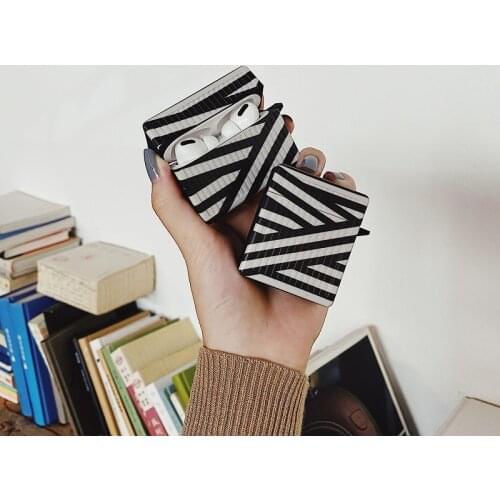 Cute Protective Cover Bluetooth Earphone Case Accessories Luxury ins Stripes Silicone Earphone Skin Case for AirPods 1/2/pro