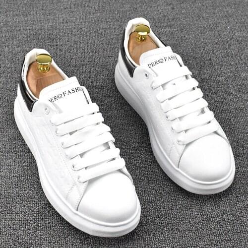 New Summer Men Casual Shoes Luxury Designer White Comfort Chunky Sneakers Lace-Up Trainers Trend Flats Board Shoe S42