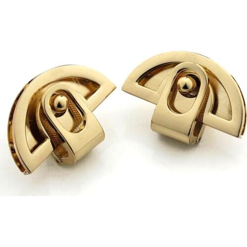 1pcs Metal Push Lock Fashion Durable Twist Lock Sector Shape Cute Style For Bag Luggage Hardware DIY Leather Craft Accessories