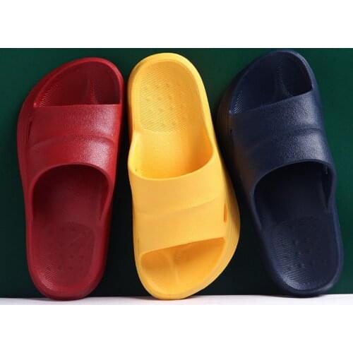 Wholesale Home Solid Color Slippers Men Outdoor Anti-Slip Indoor Bath Soft Bottom Bathroom Sandals Women In Four Seasons Slides