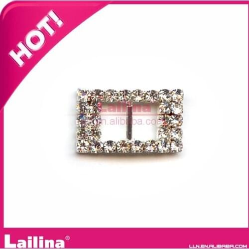 Newest design fashion clothing buckles