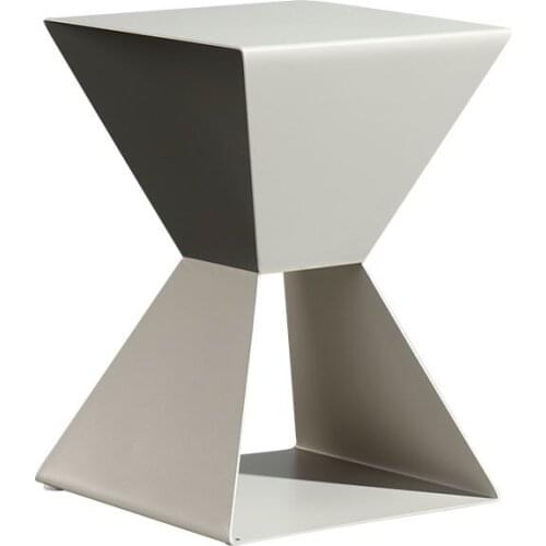 Nordic iron home small tea table modern simple bedside table fashion creative geometric sofa side table