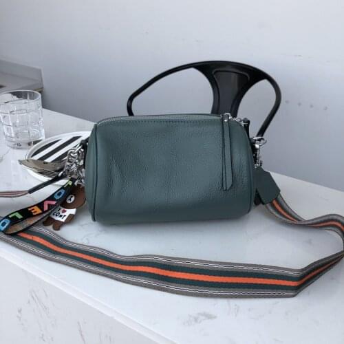 2021 New Design Soft Leather Crossbody Bag Fashion Pillow Bag Exquisite Female Retro One-Shoulder Bag For Woman