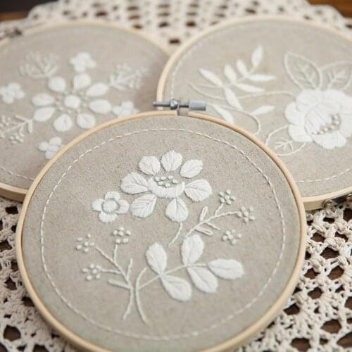 Needlework DIY Embroidery kit with Bamboo Hoop for Beginner Flower Pattern Printed Cross Stitch Handmade Sewing Arts Handicraft