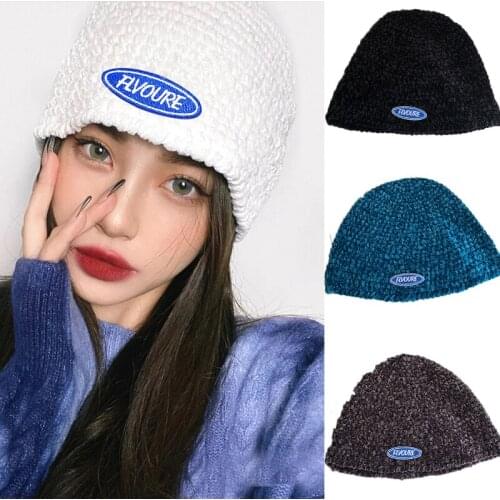 Winter Womens Hat For Female Chenille Beanie Knitted Labeled Embroidery Kpop Ladies Skullcap Solid Capthick Mens Hats ZZM018