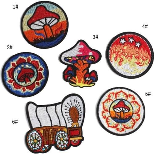 New High Quality Round Punk Mushroom Patches Earth Space Patch Carriage Embroidered Iron on Patches for Clothes Stripe Stickers