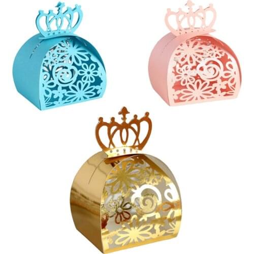 10pcs Gold Crown Wedding Favor Box Gift Bags Rose Laser Cut Hollow Candy Dragee Baptism Box Chocolate Cardboard Box Paper Box