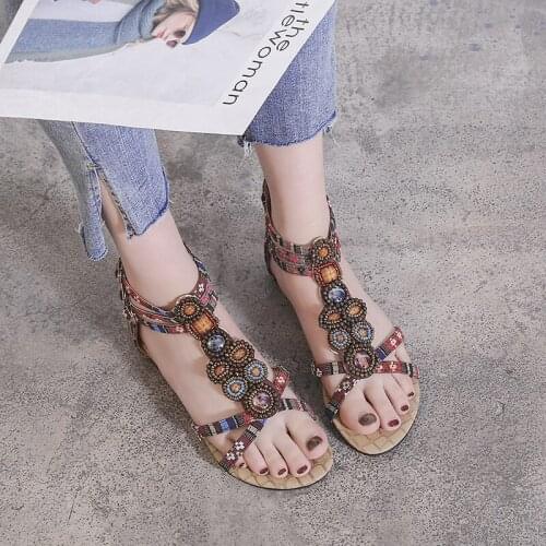 2019 Bohemian Womens Shoes Ethnic style Beaded open toe Casual Flat Womens Rome sandals Gladiator Comfortable Summer Beach Shoes