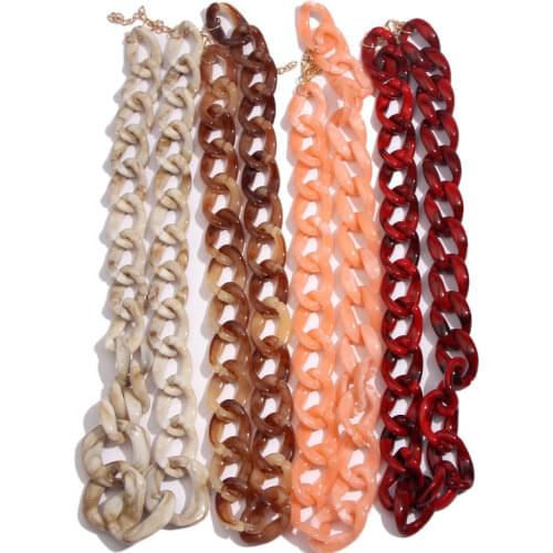 JUST FEEL Vintage Fashion 2019 Acrylic Necklace For Women Punk Resin Long Chain Choker Bohemian Female Party Statement Jewelry