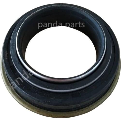 KUBOTA TRACTOR PARTS SEAL 33740-80290 W9501-52010 FOR KUBOTA TRACTOR M954,M704,M108S,M5000