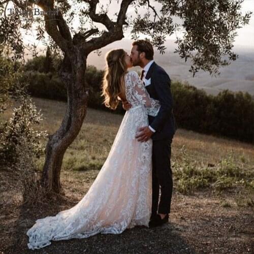 Lantern sleeve lace wedding dress unique bohemian A Line bridal gowns sweep train beach noivas DW285