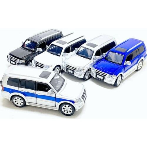 1:32 JKM For Mitsubishi PAJERO SUV V97 Diecast Car Model Toys Kids Boys Girls Gifts Black/Silver/White Metal,Plastic,Rubber