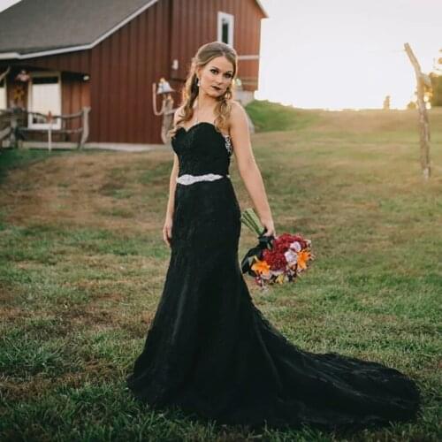 Black Gothic Mermaid Wedding Dress With Crystal Boho Sweetheart Tulle Sweep Train Corset Back Country Garden Bridal Dresses Chic