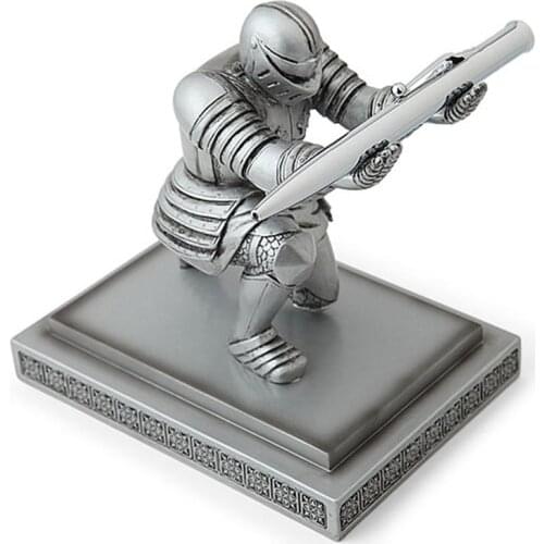 Knight Pen Holder Cool Pen Stand for Office Desk Organizers Home Decoration Resin Pencil Holder with Base for Men as Gift