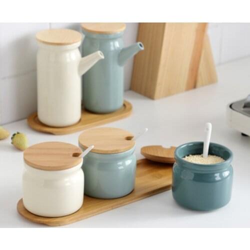 Ceramic Spice Rack Salt Shaker And Pepper Shaker Oil Bottle Set Kitchen Household Supplies For Spices Storage Jar With Cover