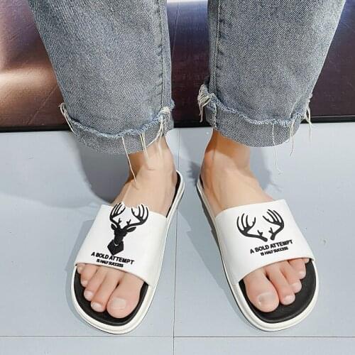 Summer Men Slippers Indoor Home Slides Bathroom Loafers Outdoor Garden Shoes Massage Clogs Male Beach Slippers Flip-Flops Mules