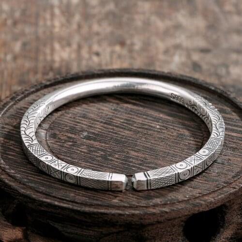 New Silver Bracelet, Cylindrical Square Bar, Exquisite Handmade Jewelry