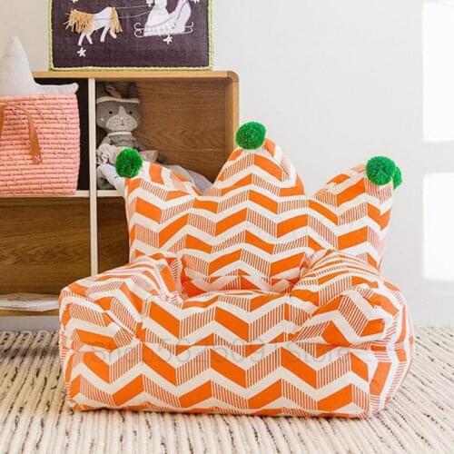 Round Sofa Web Celebrity Clothing Store In Development Center For Shoes To Try Being A Single Fitting Room Wearing Shoes In