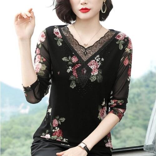 Women Spring Autumn Style Lace Blouses Shirts Lady Casual Long Sleeve Lace V-neck Printed Blusas Tops ZZ0651