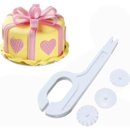 1pcs Fondant Cake Cutter And Embosser Cake Decorating Tool Plastic Embossing Fondant Roller Pin Pastry Cutting Mold Baking Tool