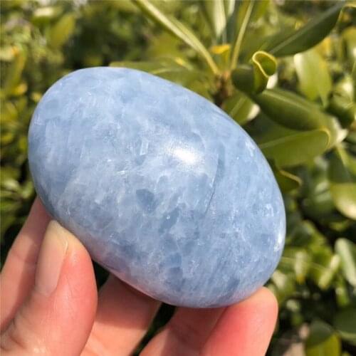 100g Natural crystal Play with the stone stone rolling kyanite stone treatment 1pcs