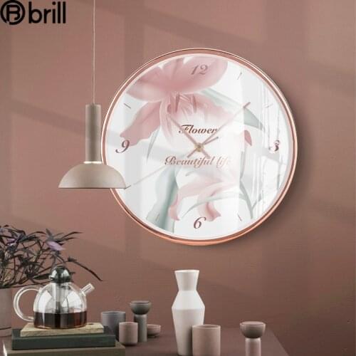 Girl Luxury Wall Clock Pink Simple Silent Living Room Clock Modern Desgin Glass Fashion Wall Digital Clock Relogio De Parede Cas