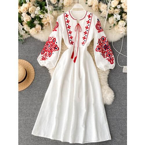 Women Autumn Dresses Bohemian Embroidered Flower O-Neck Lantern Sleeve High Waist Pleated Dress All-match Female Vestidos PL393