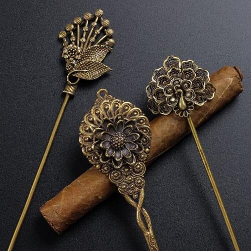 Retro Bronze Carving Cigar Pass Needle Dredge Drilled Loose Cigarette Cigar Needle Tool Smoker Carving Smoking Accessories