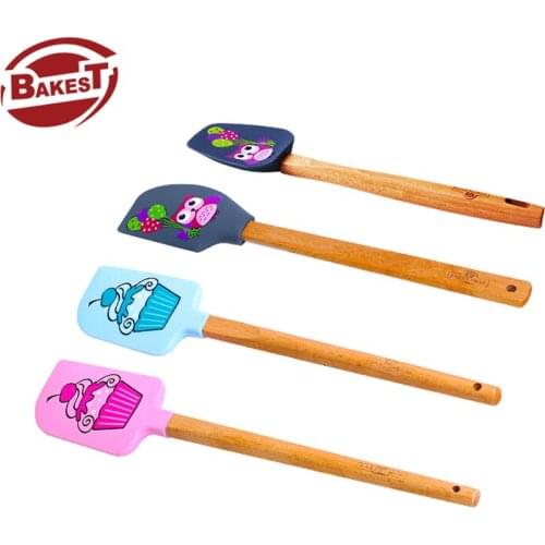 BAKEST 2pcs per lot Cake Silicone Scrapers With Wooden Handle Lovely Pastry Spatulas Four Types For Selection