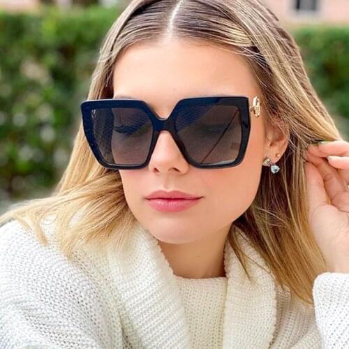 2020 New Fashion sunglasses women Oversized square brand designer woman glasses fashion Gradient Female sunglasses Oculos