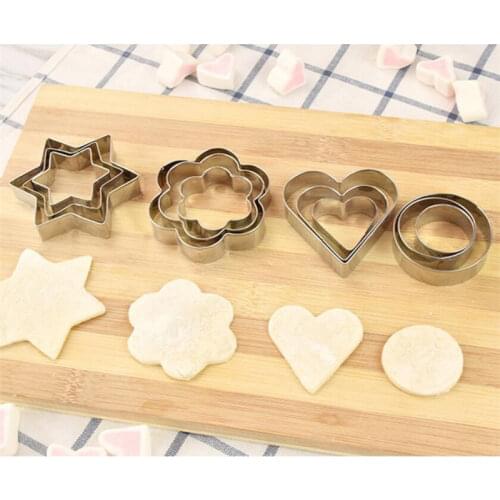 3pcs/set Geometric Star Heart Flower Biscuit Cutter Stainless Steel Egg Mould Cookie Stamp DIY Mold Fondant Cake Decorating Tool