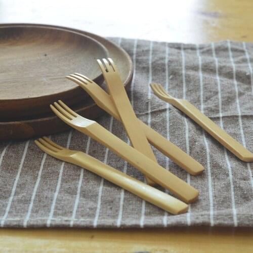 Japanese Wooden Three-tooth Fork Fashion Eco-friendly Dessert Fork Cake Salad Fruit Forks Kitchen Tableware Accessories WB363