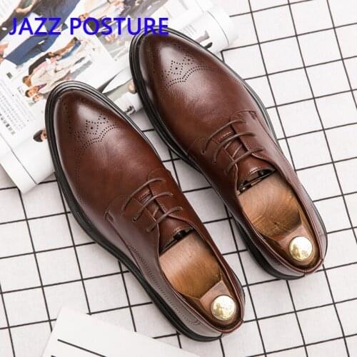 2020 mens leather shoes PU leather mens dress shoes business flat shoes breathable mens banquet wedding shoes q54