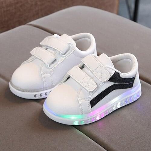 Skoex Children Glowing Sneakers 2020 New Boys Girls Fashion Lighted Sneakers Krasovki With Backlight Kids Casual Luminous Shoes