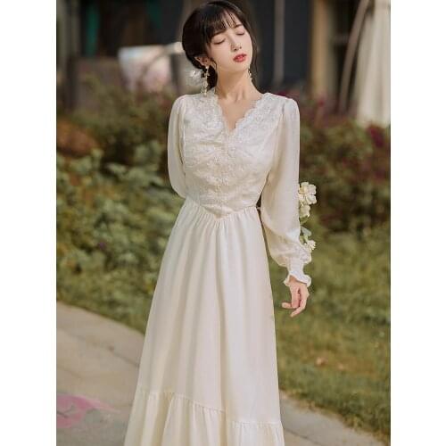 SWEETXUE Spring New White Embroidery Dress French Retro Vacation Fairy Cute Party Long Sexy V-neck Dress