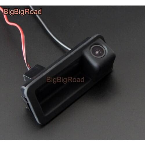 BigBigRoad Car Trunk Handle Rear View Parking Camera For Land Rover Range Rover L322 / Freelander 2 L359 Night Vision Waterproof