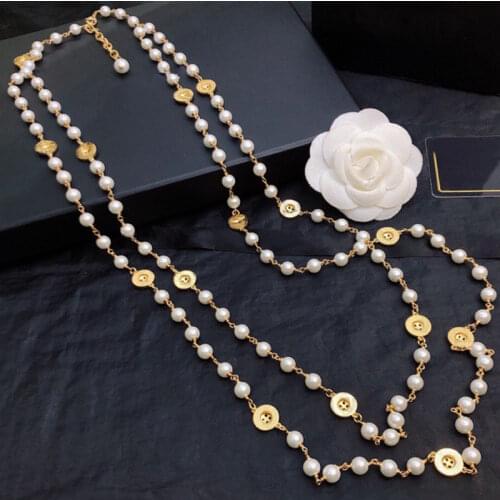 2021 Hot Brand Fashion Jewelry For Women Vintage Pearls Chain Bouttons Pendants Pearls Sweater Chain Party Fine Fashion Jewelry