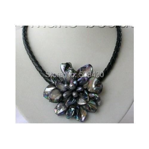 Free Shipping>>>classic black baroque freshwater pearl shell flower leather necklace