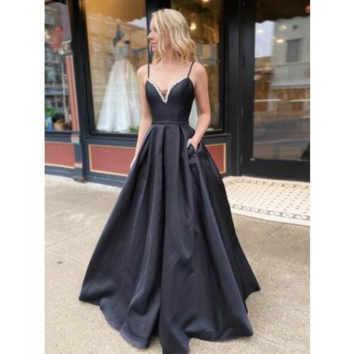 Black Satin Beaded Prom Dresses 2021 Spaghetti Strap V Neck Formal Evening Party Gowns with Pockets A Line Robes De Soirée