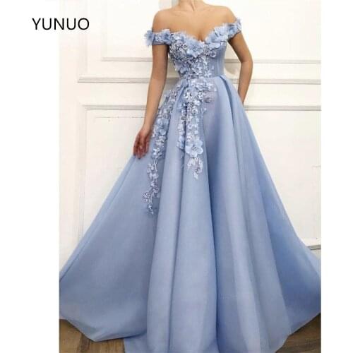 YUNUO Charming 3D Floral Baby Blue Prom Dresses Off the Shoulder Formal Party Long A-line Evening Gowns for Special Occasion