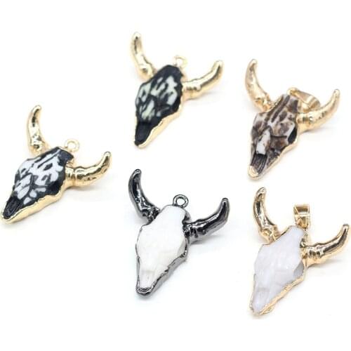 Acrylic Horn Cow Head Necklaces Pendants Ox Head Alloy Charms Pendants DIY for Necklace Jewelry Making Amulet Bracelet