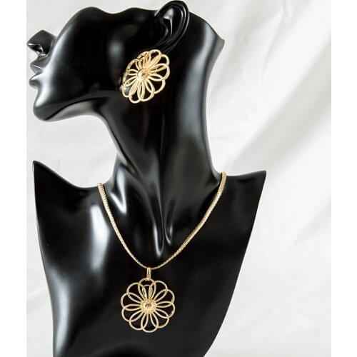 Flower Shaped High Quality Exquisite Style Golden Color Earrings And Necklaces Jewelry Set Date Wedding Attendance Design