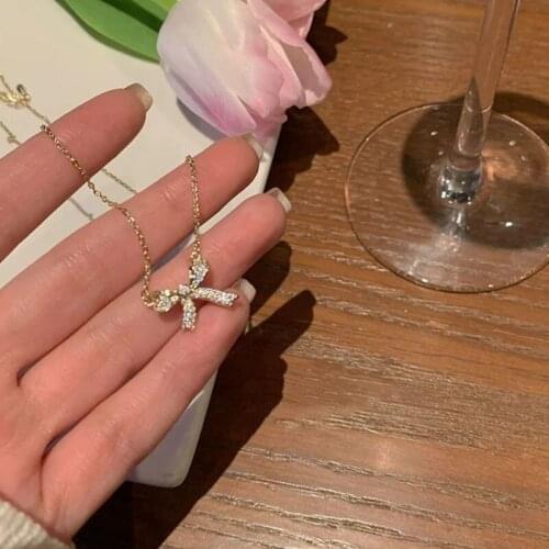 Light luxury niche bow necklace female clavicle chain exquisite design sense versatile simple neck chain