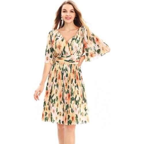 Runway New Short Sleeve V-neck Mesh Printed Dress 210623Z03