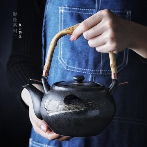 Single pot Japanese ceramic teapot Kung Fu tea set household filter tea pot restaurant porcelain oolong puer teaware ceremony